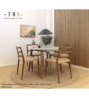 chaises-en-chêne-foncé