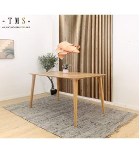 mesa-madera-roble-elegante