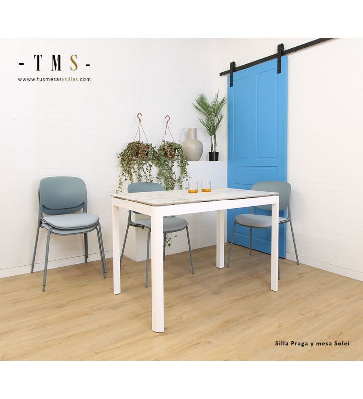 chaise-empilable-pour-petits-espaces