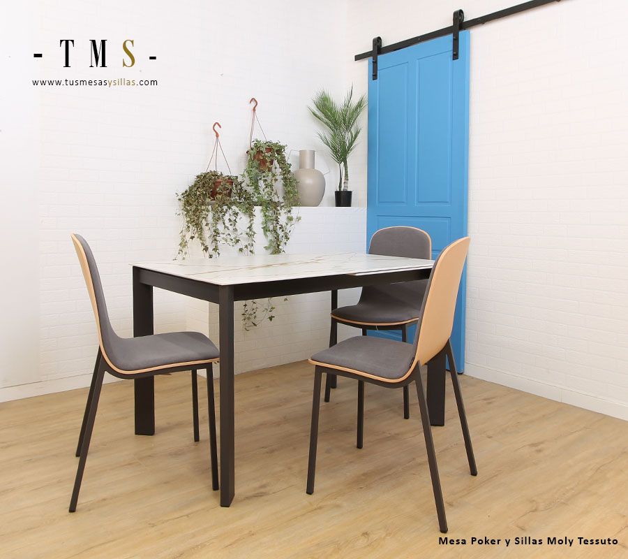 mesa-de-comedor-con-patas-metálicas