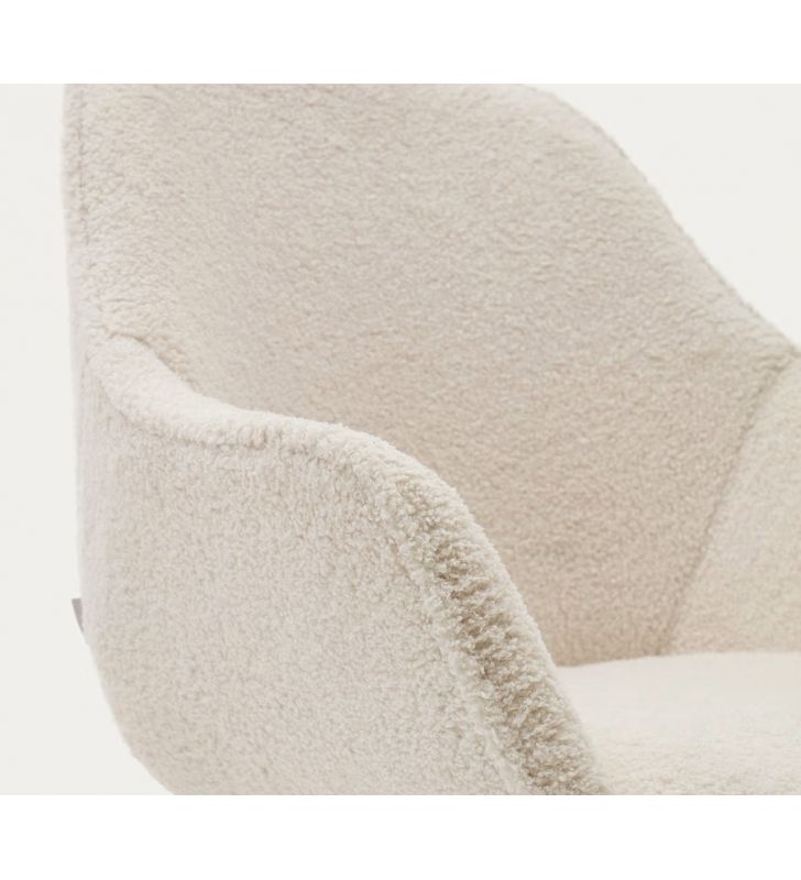 Silla con brazos Aleli con asiento tapizado y patas de madera  - 6
