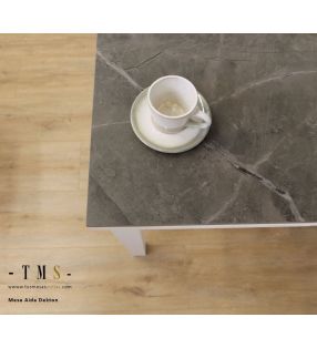 table-avec-un-plateau-en-dekton-tres-resistant-pour-cuisines