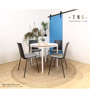 chaise de couleur anthracite à dossier haut