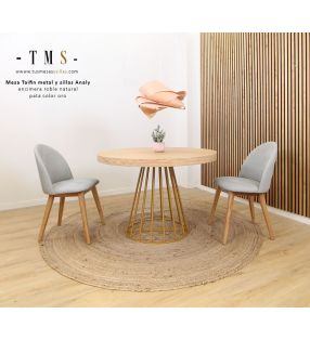 table ronde avec pieds en métal doré