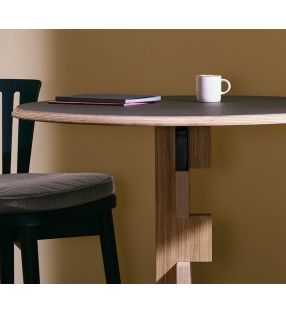 table ronde en bois anthracite