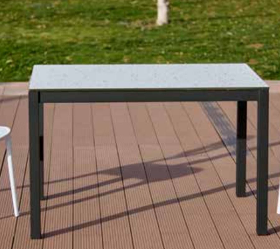 Mesa para terraza Flora, a medida y con patas metalicas  - 1