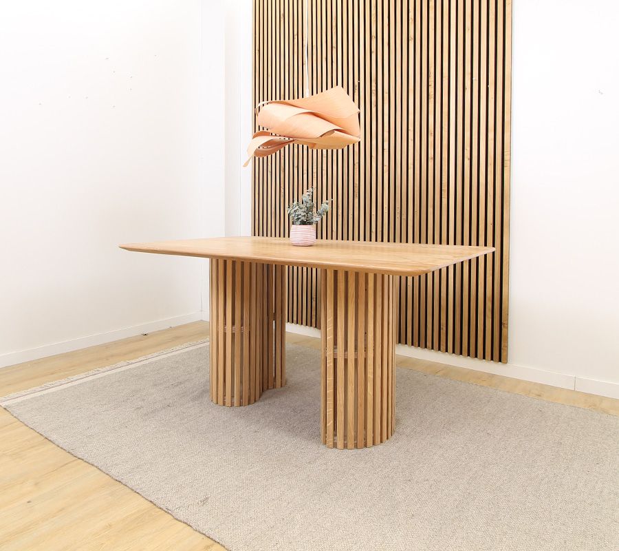 Table Hegoa avec doubles pieds ying-yang