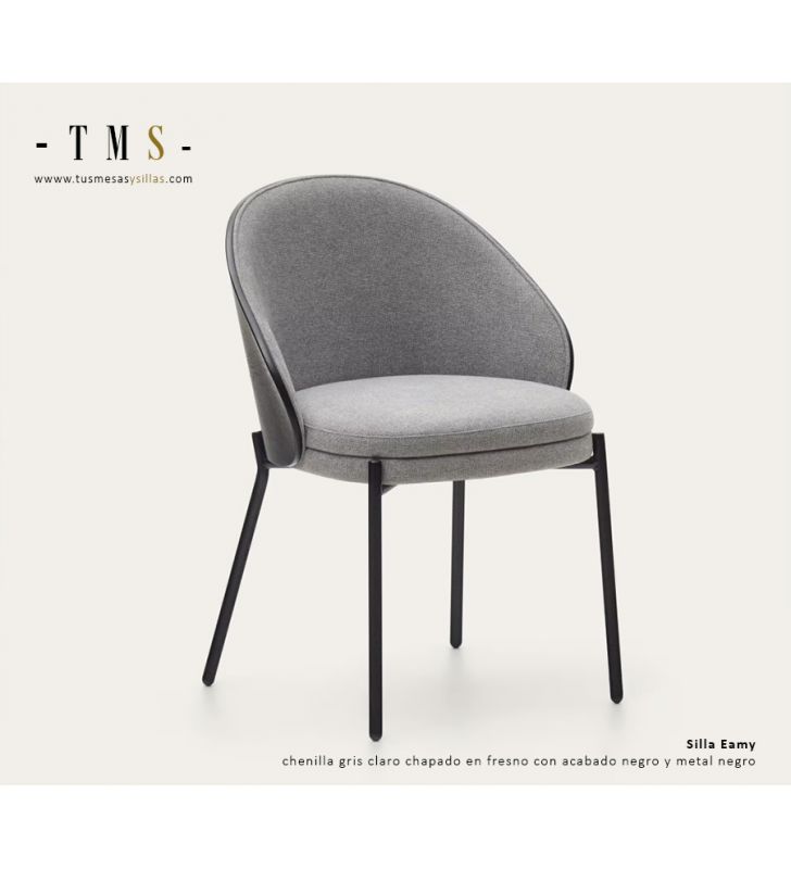 Chaise Eamy en chenille gris clair avec placage en frêne et finition noire et métal noir