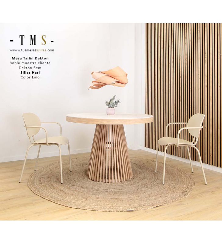 table en chêne sous échantillon client et plan de travail en Dekton Rem