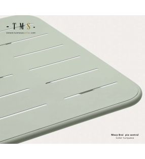 mesa-exterior-en-acero-turquesa