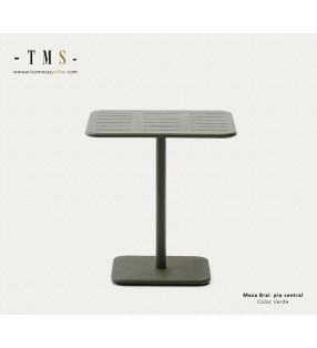 table-carrée-d-extérieur-moderne