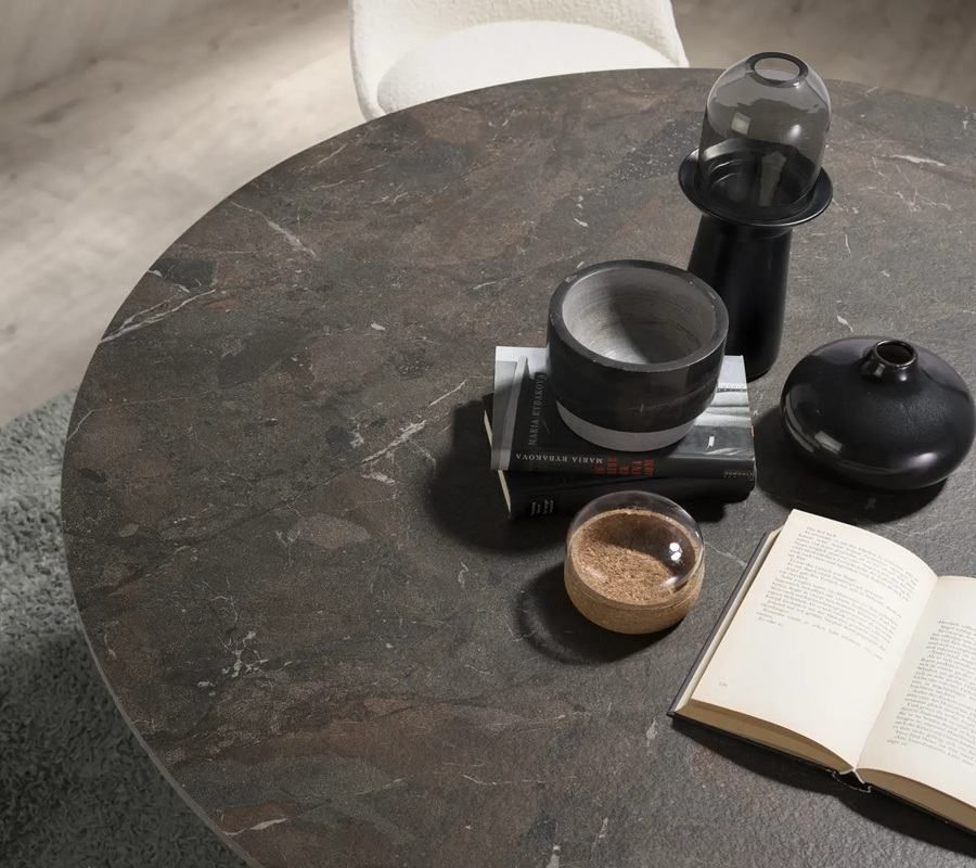 Table Ronde Moderne Table ronde moderne avec pied central rond et comptoirs en porcelaine