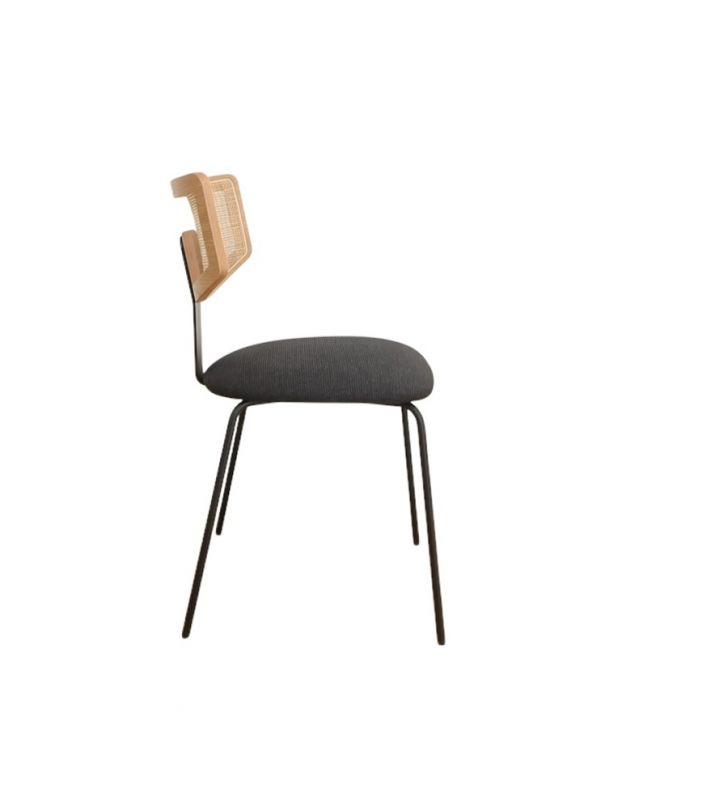 chaises de différents styles vintage