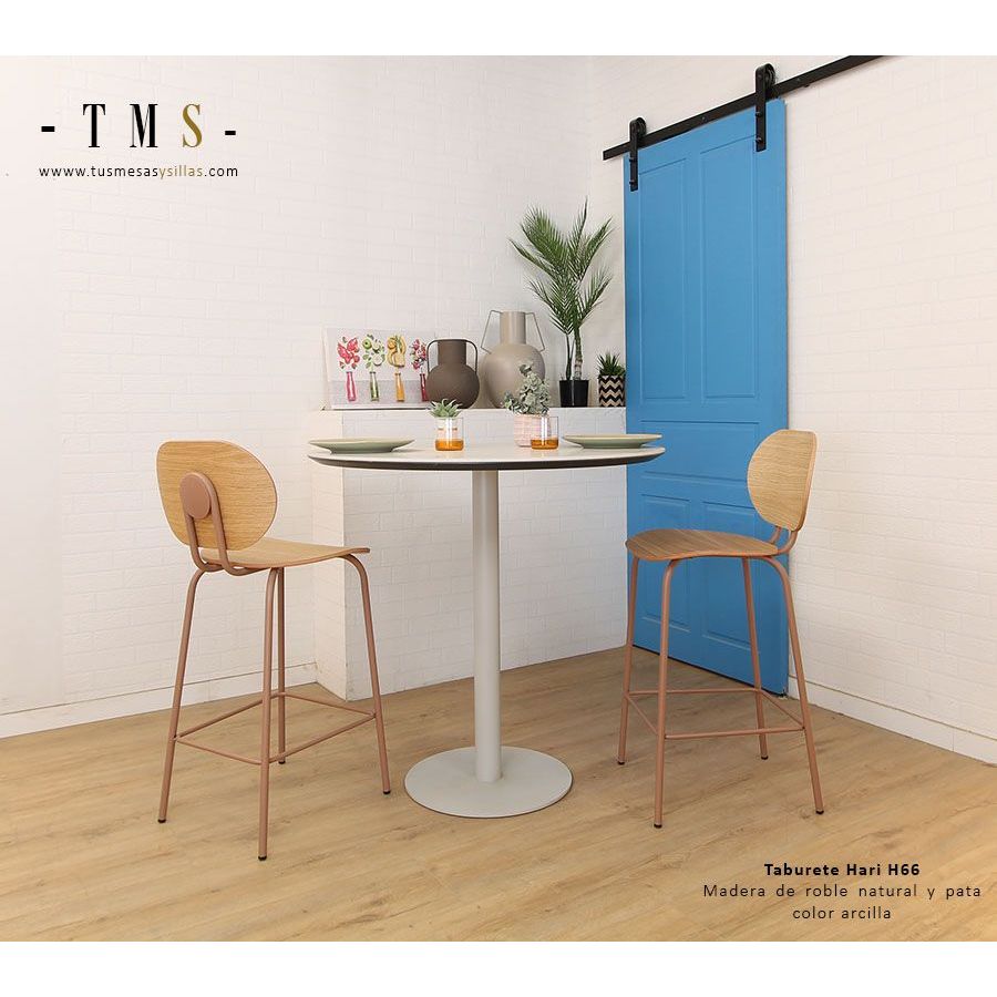 Tabouret haut en bois Hari Tabouret haut en bois Hari