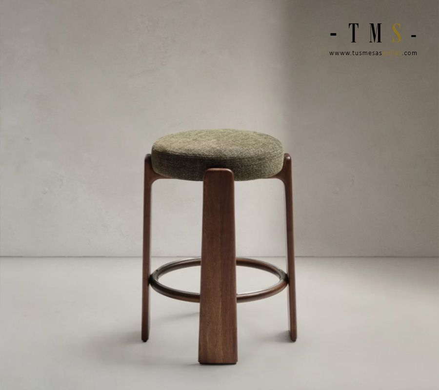tabouret-hauts-ronds-rembourres tabouret-hauts-ronds-rembourres