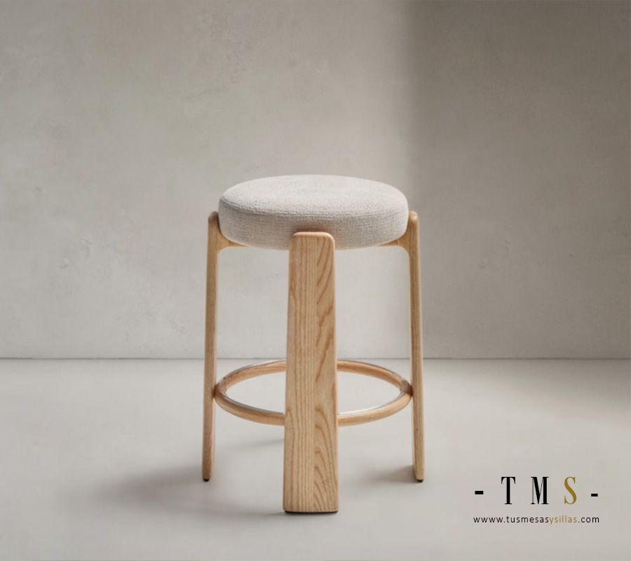 tabouret-hauts-ronds-rembourres tabouret-hauts-ronds-rembourres