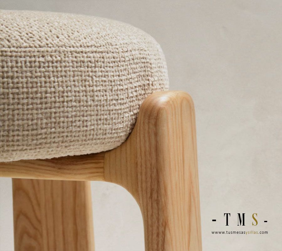 tabouret-hauts-ronds-rembourres tabouret-hauts-ronds-rembourres