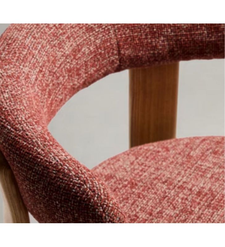 assise-rouge-chenille-massif assise-rouge-chenille-massif