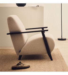 Fauteuil confortable en chenille perle et cadre noir