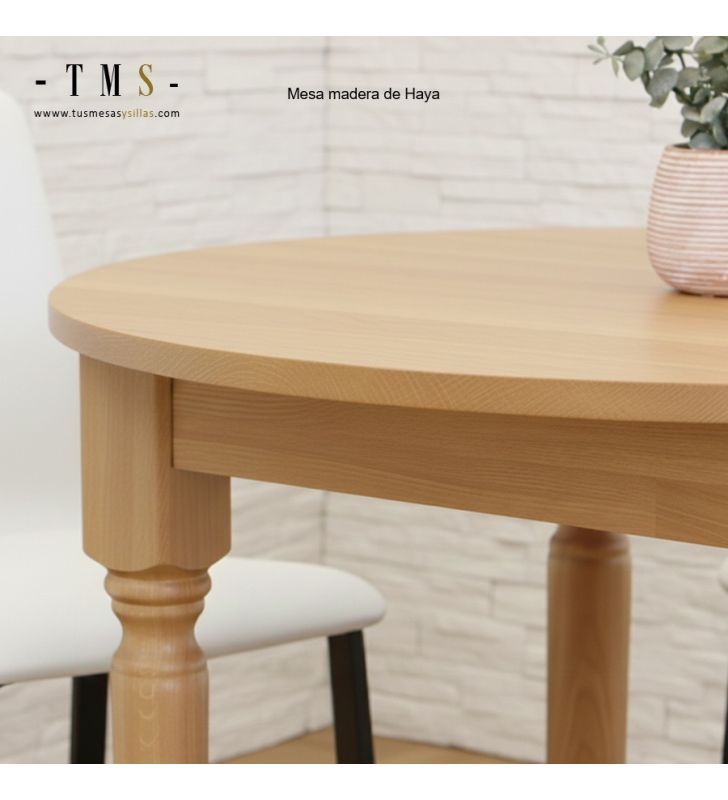 table en bois de hêtre