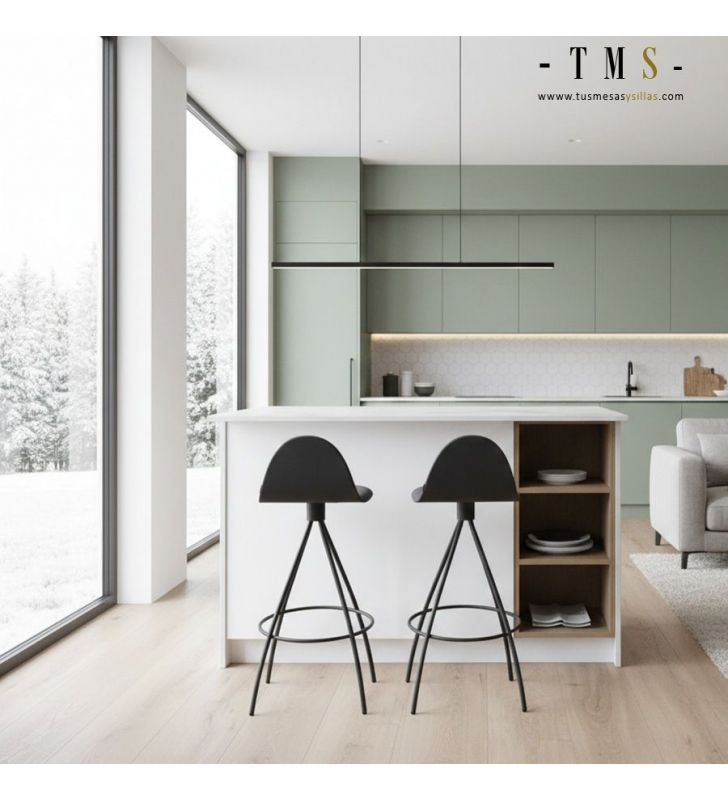 Taburetes-altos-pequeños-negros