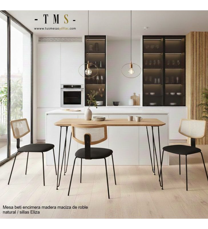 table en bois de style industriel