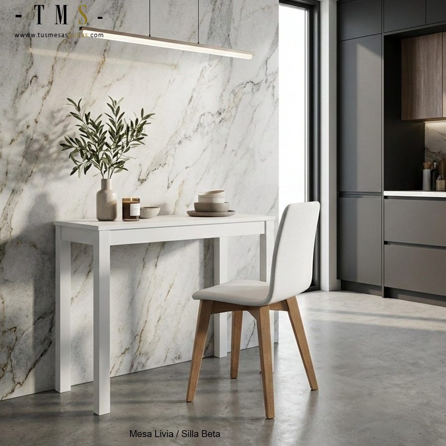 Petites chaises blanches confortables Petites chaises blanches confortables