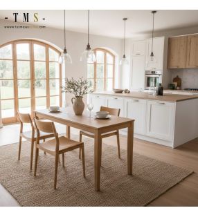 longues et étroites tables en bois