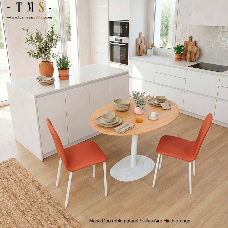 cuisine ouverte, chaises et salon cuisine ouverte, chaises et salon