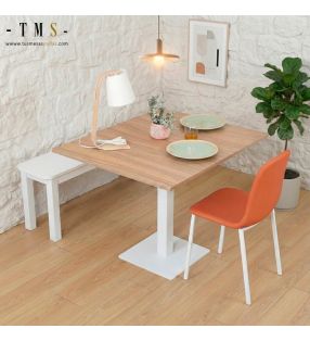 mesa-pequeña-cuadrada-zona-escuadra