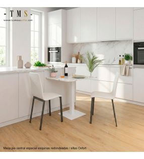 petite table pour 3 personnes