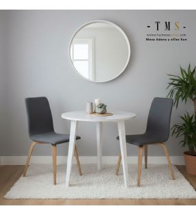 petite table à manger à trois pieds