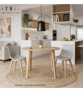 des chaises confortables et faciles à nettoyer