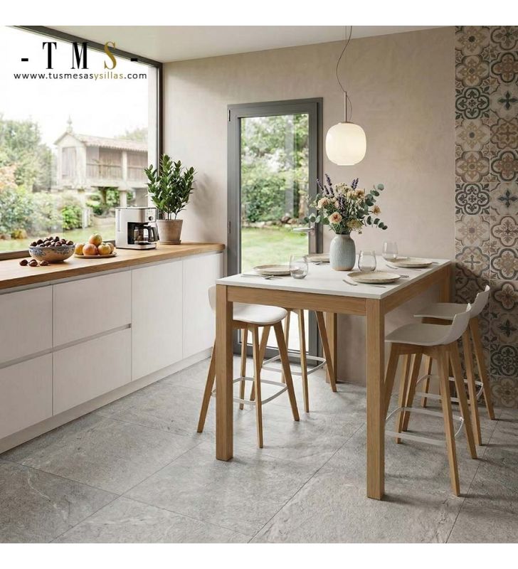 Mesa alta con tablero laminado