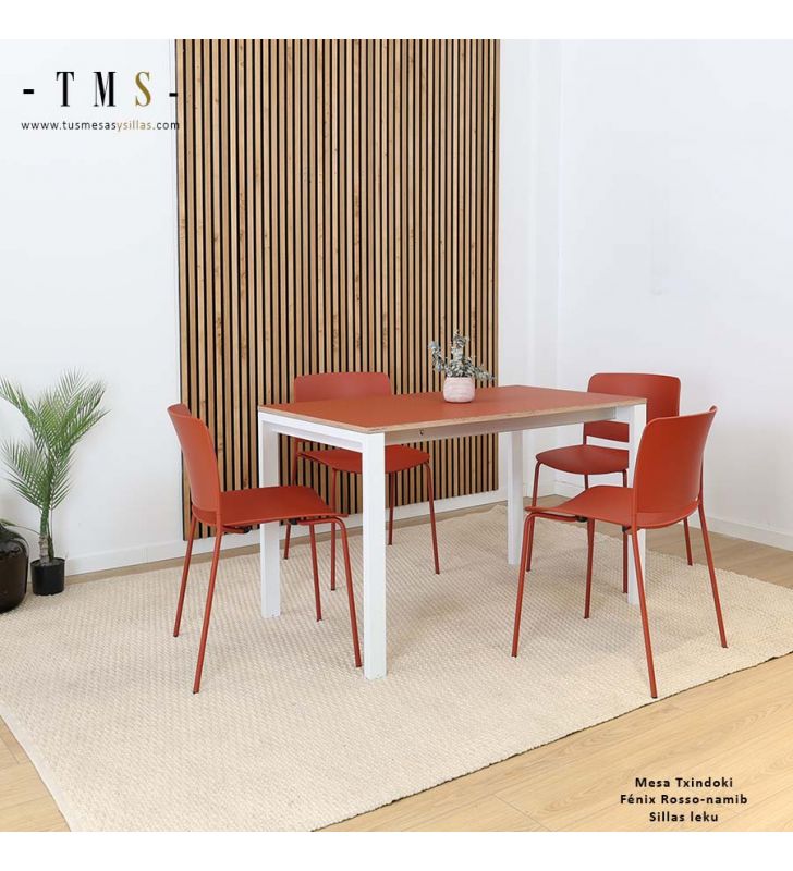 mesa-de-cocina-con-encimera-en-fenix-y-canto-de-madera-de-abedul