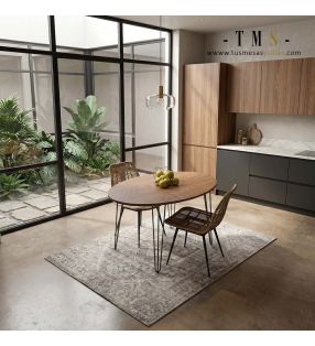 Mesa amplia para comedor