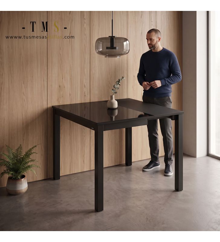 Table polyvalente pour toutes les cuisines.