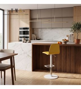 Taburete regulable para cocina.