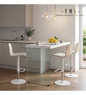 Tabouret idéal pour les comptoirs.