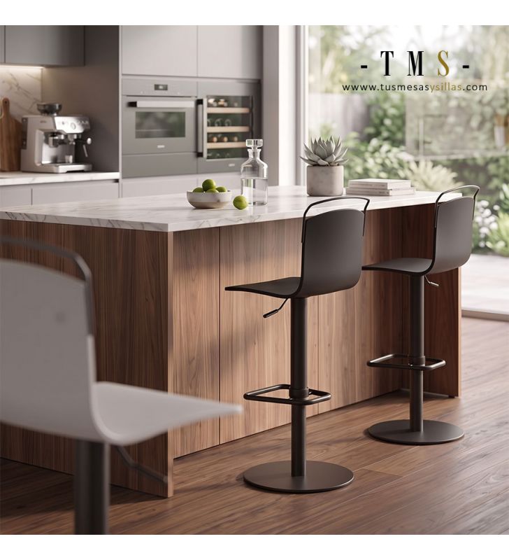 Taburete ideal para cocinas modernas. Taburete ideal para cocinas modernas.