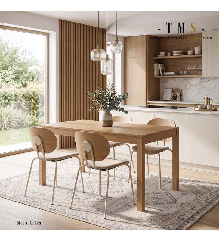 Chaise Hari au design ergonomique.