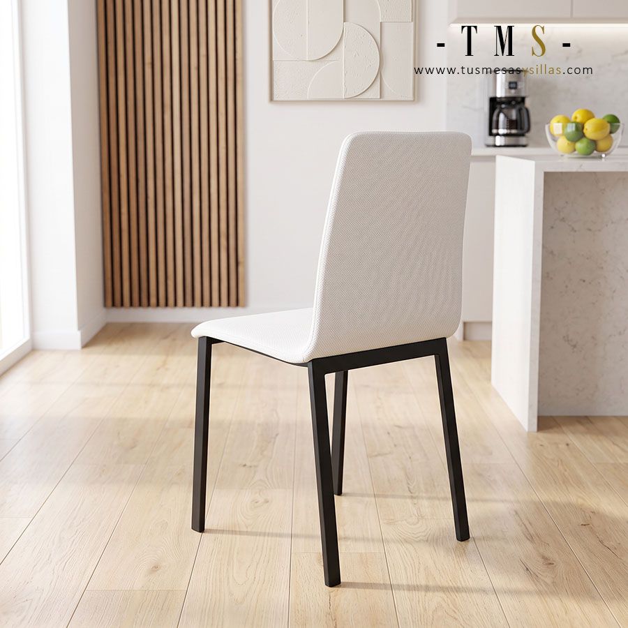 Petite chaise Oxford pour la cuisine. Petite chaise Oxford pour la cuisine.