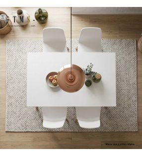 Table de cuisine de style nordique