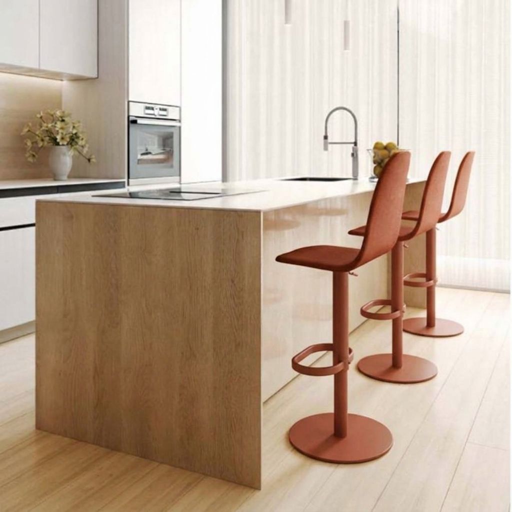 Tabouret de bar haut réglable en hauteur Play avec dossier haut