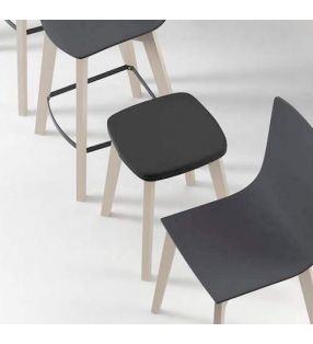 Taburete bajo madera eclipse vetas cancio estilo nordico