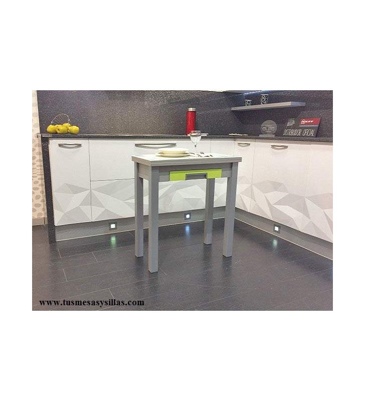 Table de cuisine petite extensible en format livre Arpa