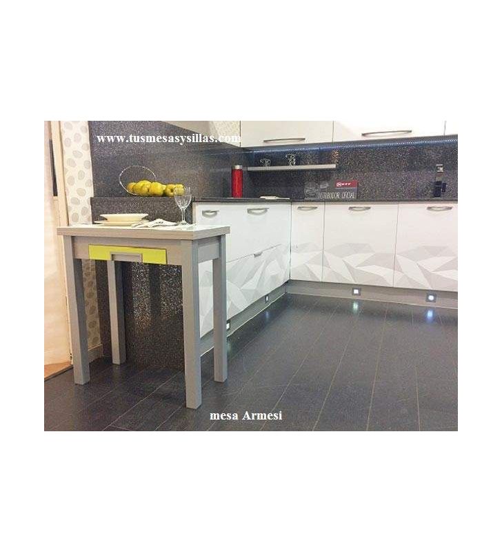 Table de cuisine petite extensible en format livre Arpa