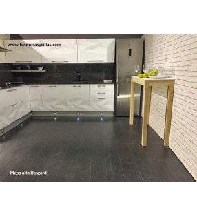 Barra mesa alta Hasgard en madera encimera cristal