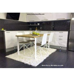 mesa Elurra en madera de roble