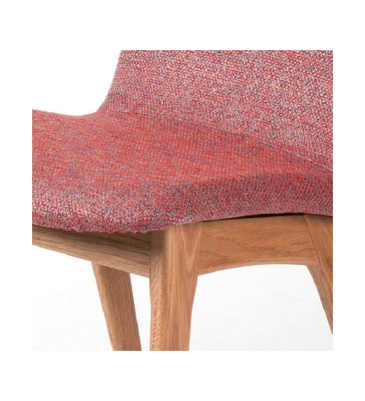 Silla Momo tapizada y patas madera roble o haya Silla Momo tapizada y patas madera roble o haya